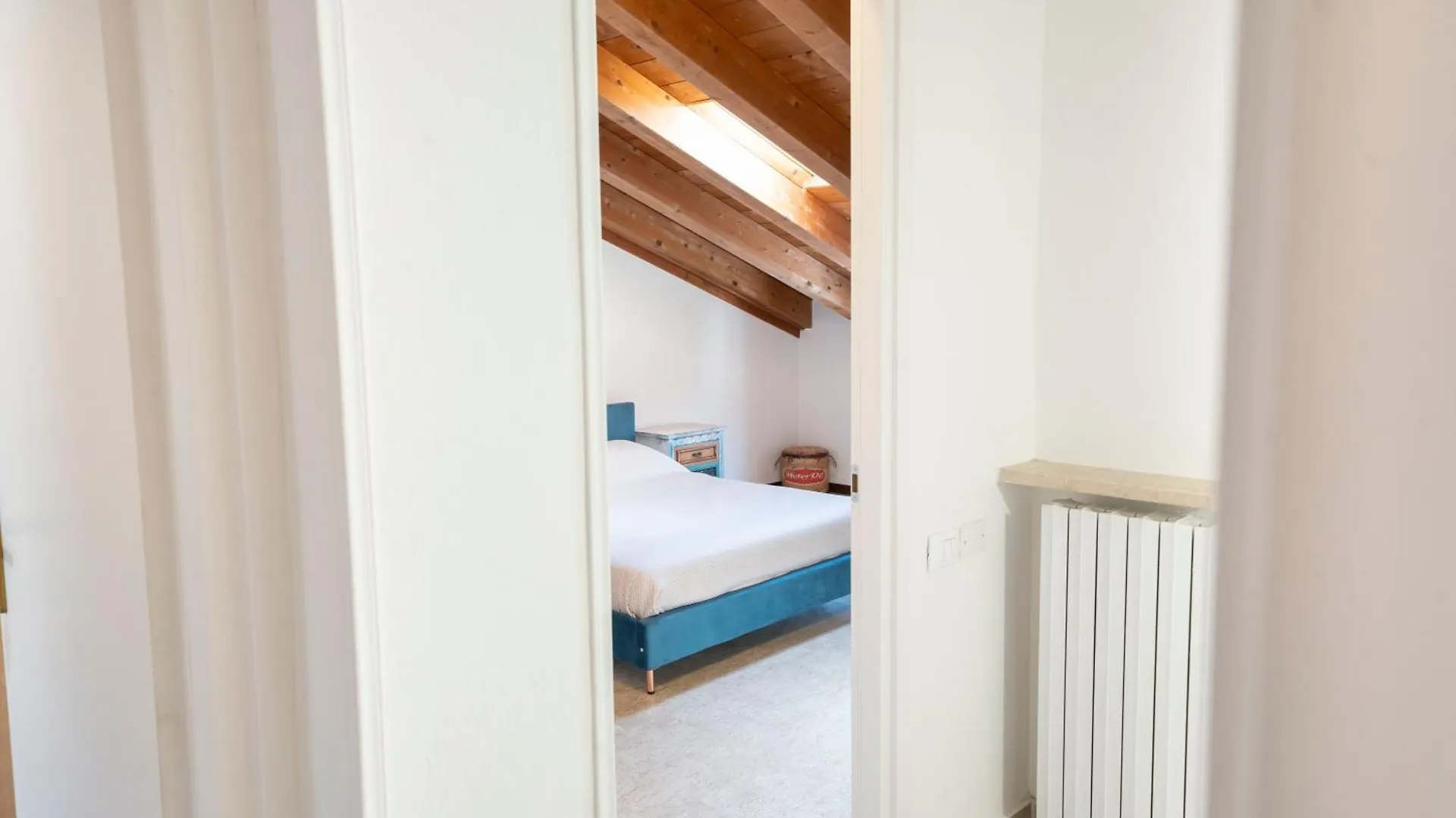 Five Elements Apartments Nature And Relax Near Lake Garda 佩斯基耶拉德加达 0*,  意大利