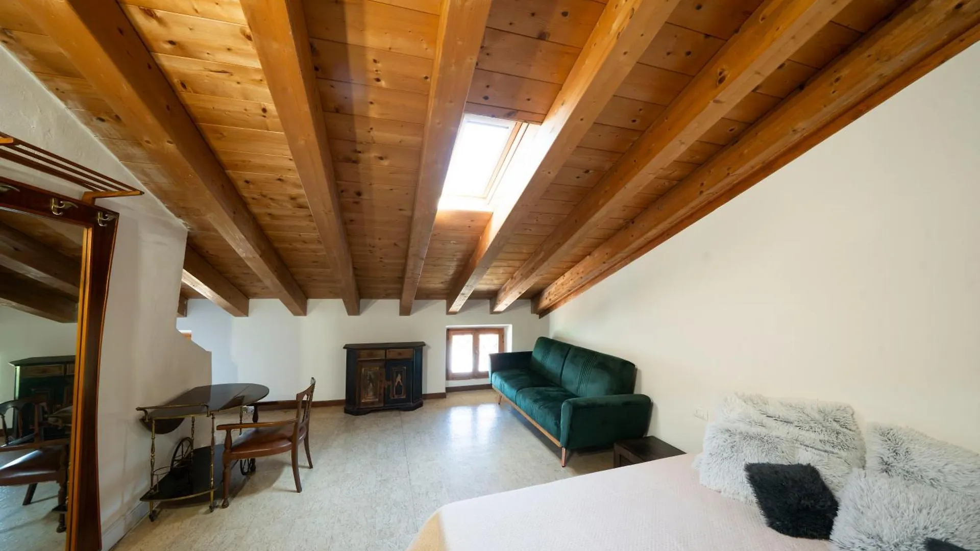 Five Elements Apartments Nature And Relax Near Lake Garda 佩斯基耶拉德加达 招待所